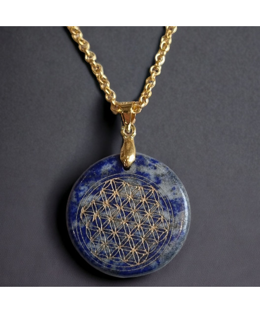 Pendentif Lapis-lazuli Fleur de vie avec chaîne dorée