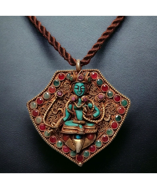 Pendentif Turquoise Rubis Emeraude et Corail Déesse Tara Vermeil sur cordon