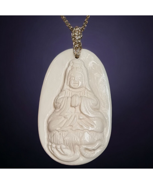 Pendentif Ivoire Amulette chinoise