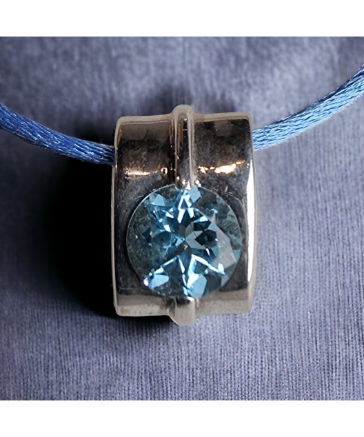 Pendentif Topaze Argent 925 sur cordon réglable