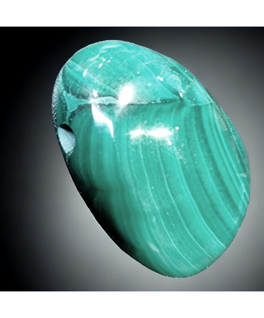 Pierre percée Malachite