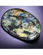 Pierre Plate Labradorite
