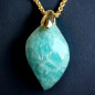 Pendentif Amazonite sur chaîne dorée