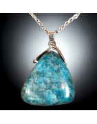 Pendentif Apatite bleue sur chaîne