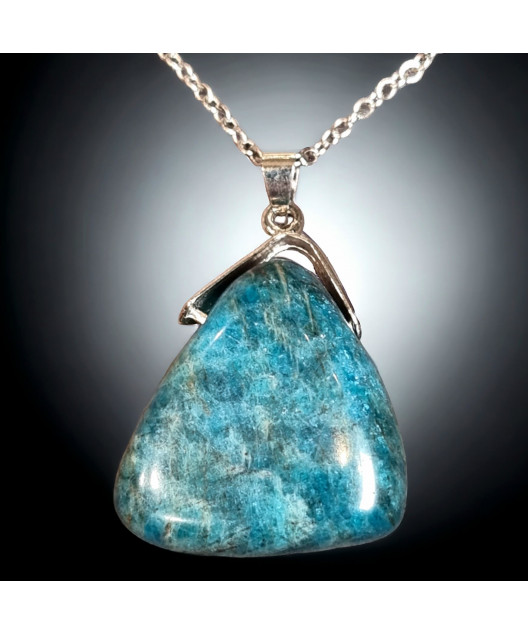 Pendentif Apatite bleue sur chaîne