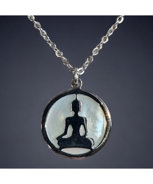 Pendentif Nacre Bouddha avec chaîne
