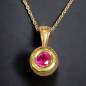 Pendentif Rubis de synthèse avec chaîne plaqué or