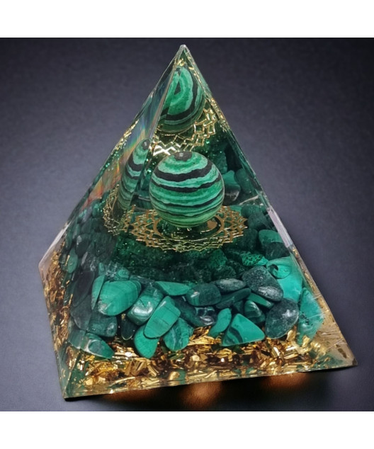 Pyramide Orgonite de protection Malachite Fleur de vie GM