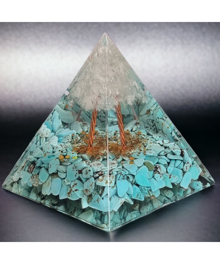 Pyramide Orgonite de protection Turquoise & Péridot GM