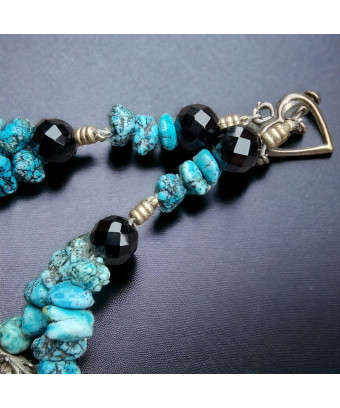 Collier Turquoise du Tibet et Onyx facettée