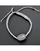 Bracelet Agate blanche sur cordon réglable