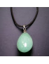 Pendentif Aventurine verte sur cordon simili cuir