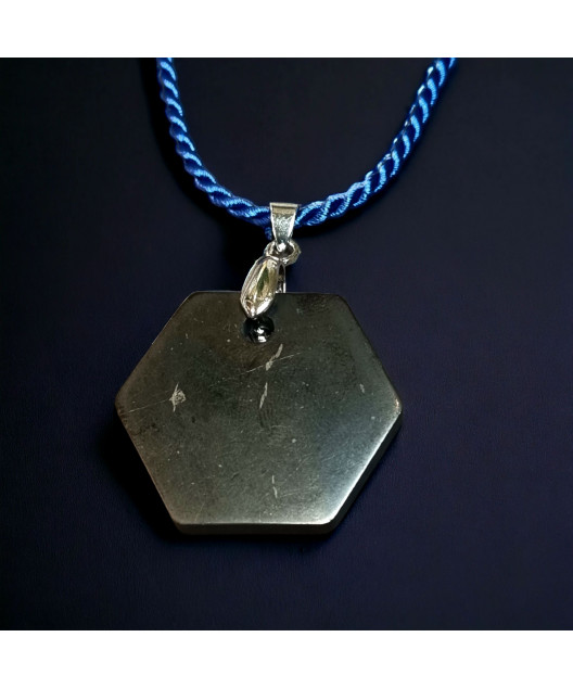 Pendentif Shungite avec bélière Argent 925 sur cordon