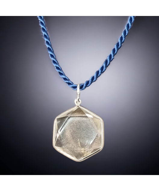 Pendentif Cristal de roche hexaèdre Argent 925 sur cordon