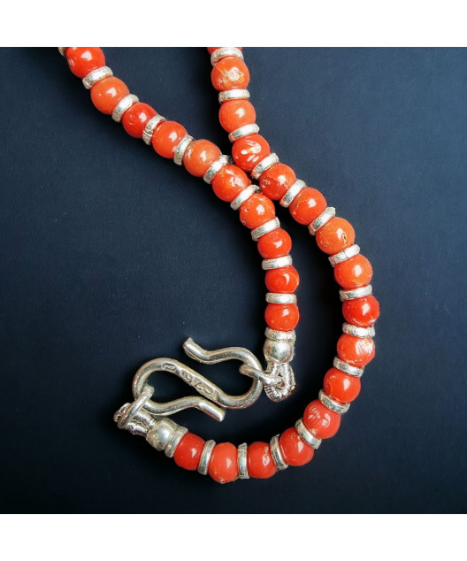Collier Corail perles de 4mm avec inserts & fermoir Argent 925
