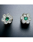 Boucles Zirconium fleur facettée