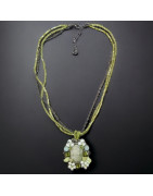 Collier Perles de verre et de Nacre Swarovski & pierres de Jade & Aigue marine avec Camé
