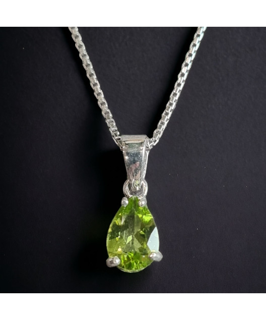 Pendentif Péridot Argent 925 avec chaîne