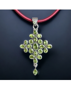 Pendentif Péridot croix Argent 925 sur cordon