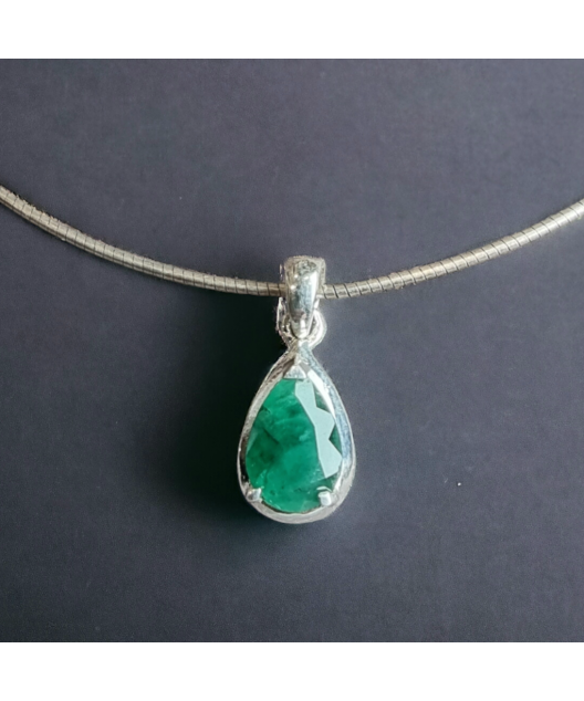 Pendentif Emeraude avec chaîne Argent 925