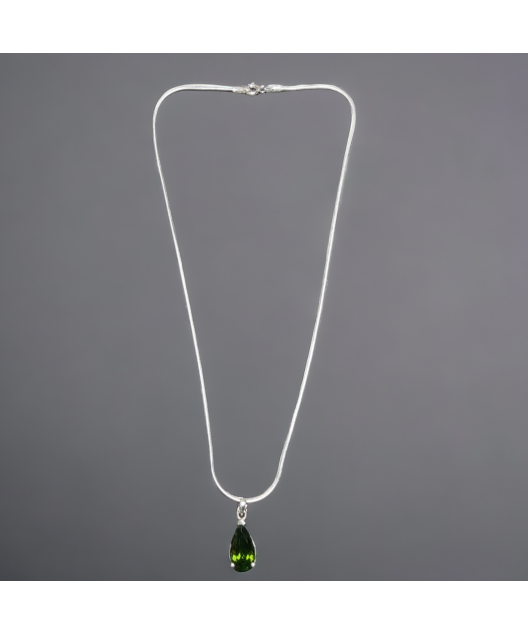 Pendentif Tourmaline verte avec chaîne Argent 925
