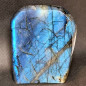 Pierre sculptée Labradorite