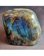 Pierre sculptée Labradorite