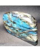 Pierre sculptée Labradorite