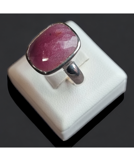 Bague Rubis facetté Argent 925 Taille 57