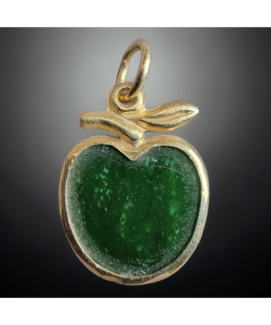 Pendentif Jade "pomme dorée"