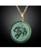 Pendentif Jade "Capricorne" sur chaîne dorée