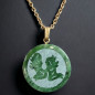 Pendentif Jade "Verseau" sur chaîne dorée
