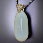 Pendentif Opale blanche avec chaîne
