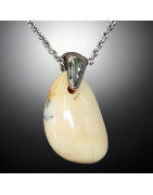 Pendentif Opale de feu avec chaîne