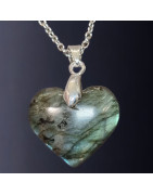 Pendentif Labradorite cœur avec chaîne