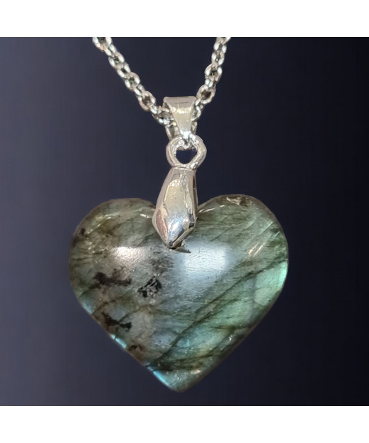 Pendentif Labradorite cœur avec chaîne