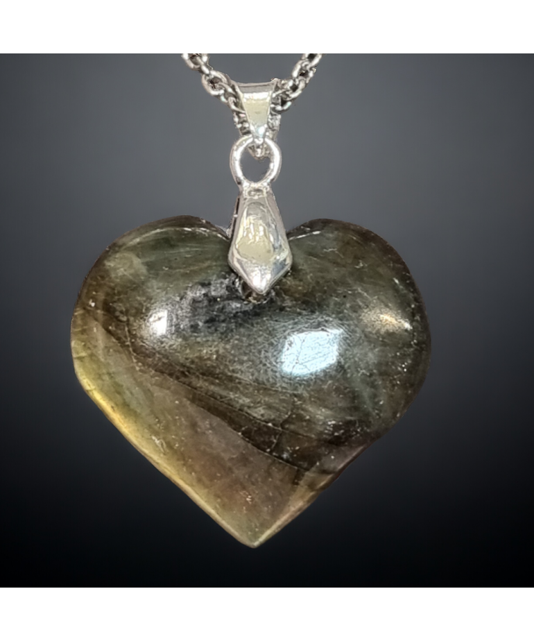 Pendentif Labradorite cœur avec chaîne