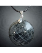 Pendentif Labradorite sur cordon