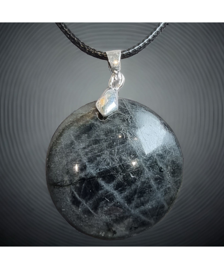 Pendentif Labradorite sur cordon