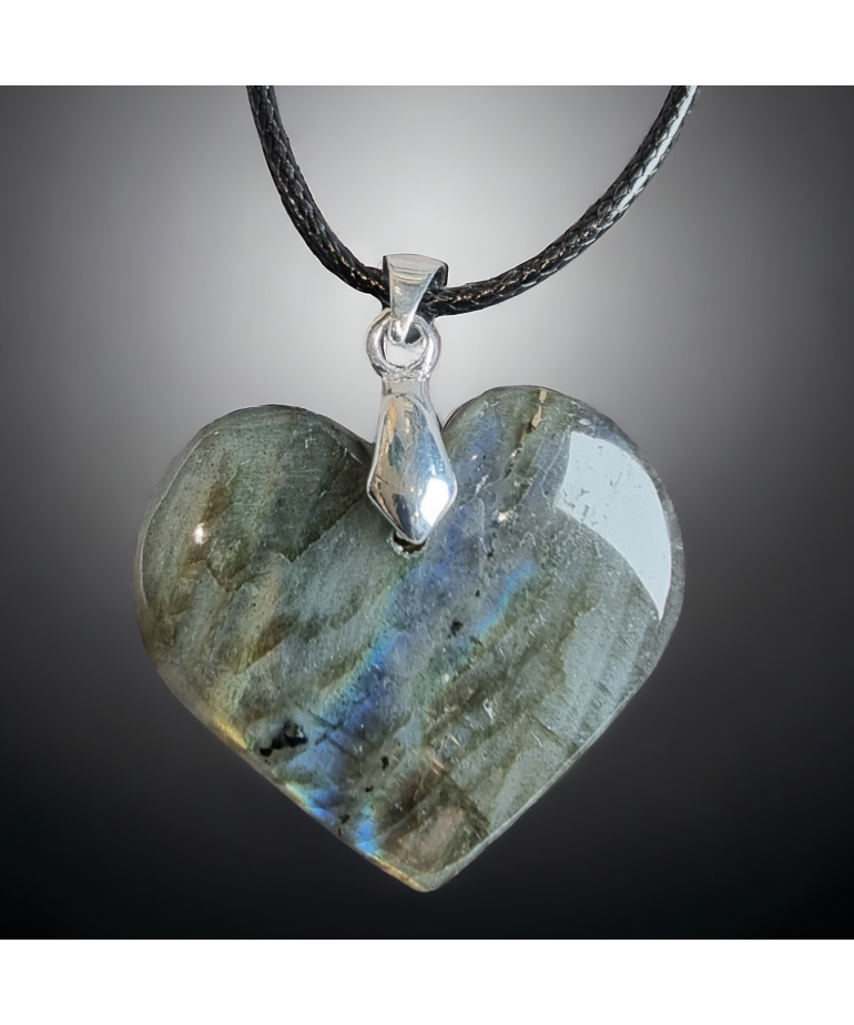 Pendentif Labradorite cœur sur cordon