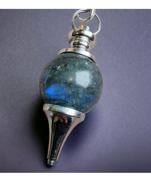 Pendule Labradorite boule avec pointe acier