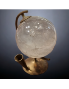 Boule de Cristal de roche Globe sur structure laiton porte plume / stylo