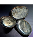 Pierre plate Iolite /  Cordiérite