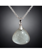 Pendentif Pierre de lune avec chaîne