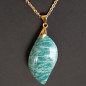 Pendentif Amazonite sur chaîne dorée