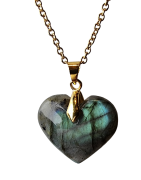 Pendentif Labradorite cœur avec chaîne dorée