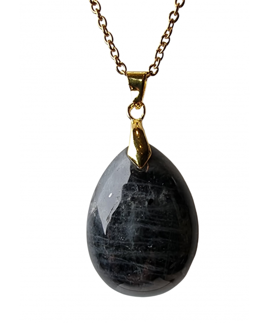 Pendentif Labradorite ovale avec chaîne dorée