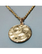Pendentif rond martelé avec chaîne Plaqué or