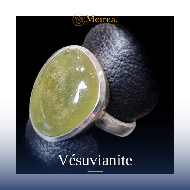 Vésuvianite