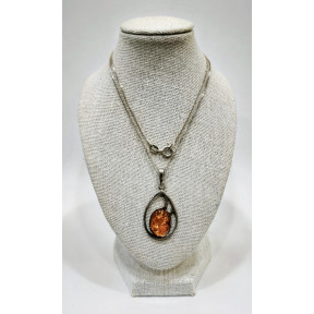Pendentif Ambre Baltique Ovale sur Structure Argent 3 cm et Chaîne Argent 925 44 cm